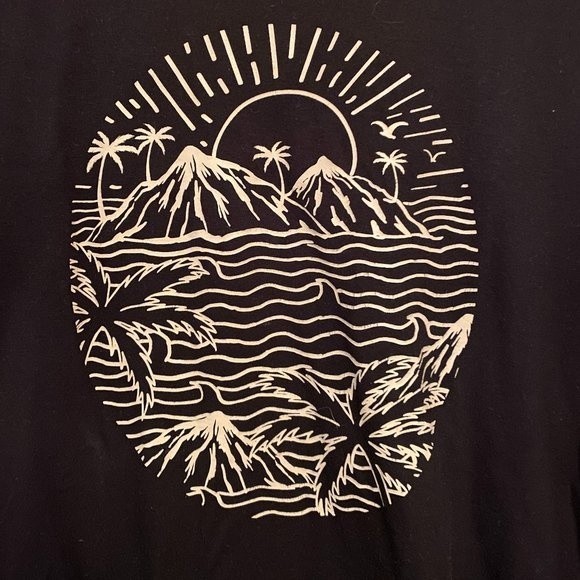 Goodfellow Black T-shirt Ocean, Mountains and Tree - Picture 2 of 4